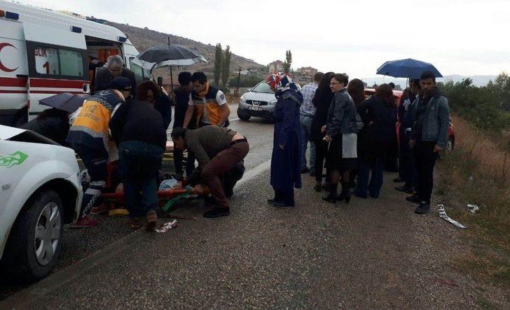 Doktor İki Aracın Arasında Sıkıştı G4