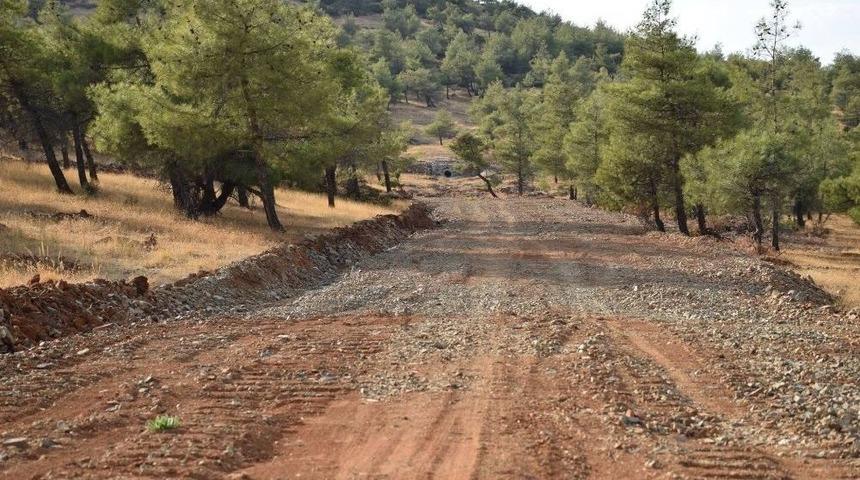 Yangınlara Erken M&uuml;dahale İ&ccedil;in Yeni Orman Yolları Yapıldı