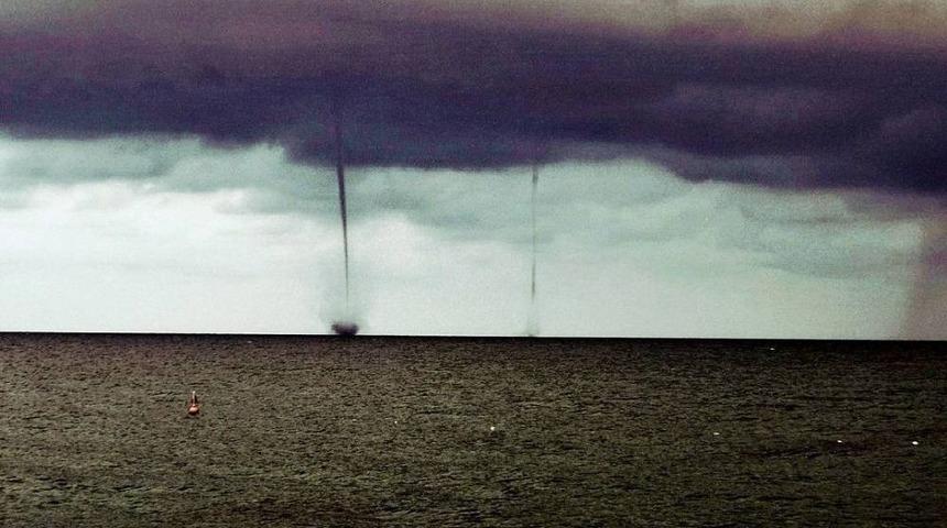 Alanya&rsquo;da Denizde Aynı Anda 2 Hortum