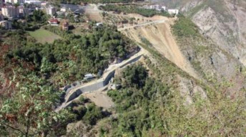 Artvin İskebe Deresi K&ouml;pr&uuml;s&uuml;&rsquo;ne Kavuşacak