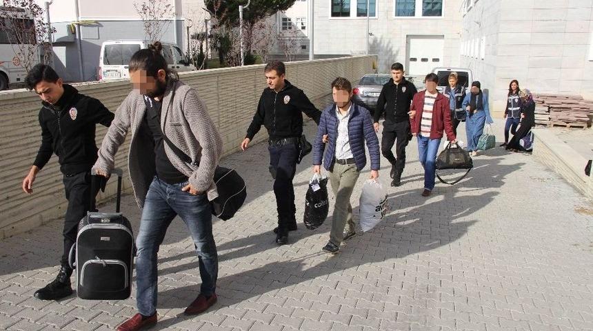 Samsun’da Fetö’den 10 Kişi Adliye Sevk Edildi