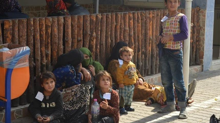 Hatay&rsquo;da Ka&ccedil;ak 43 M&uuml;lteci Yakalandı