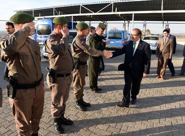 Vali Salim Demir Eşme İlçesini Ziyaret Etti