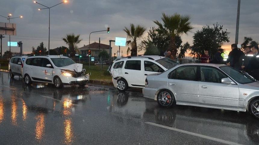Saruhanlı’da Yağmur Kaza Getirdi
