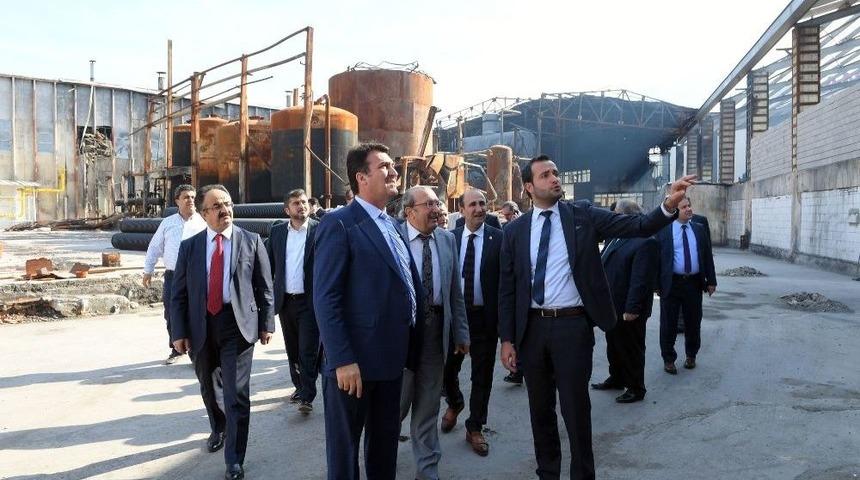 D&uuml;ndar Yanan Fabrikayı Ziyaret Etti