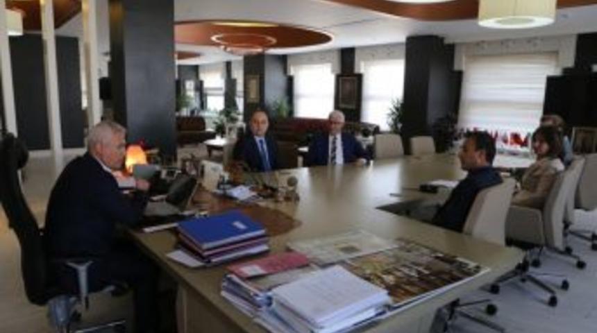 Nil&uuml;fer İl&ccedil;e Emniyet M&uuml;d&uuml;r&uuml; Akan&rsquo;dan Başkan Bozbey&rsquo;e Ziyaret