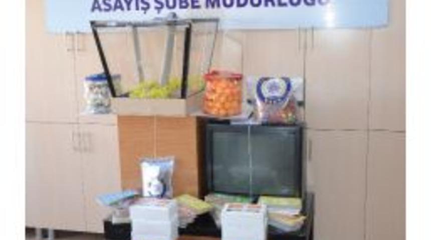 Kumar Oynayan 9 Kişiye 2 Bin 43 Tl Para Cezası Kesildi