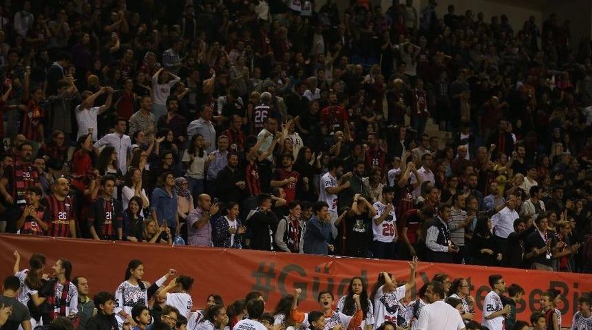 Eskişehir&rsquo;de M&uuml;thiş Atmosfer