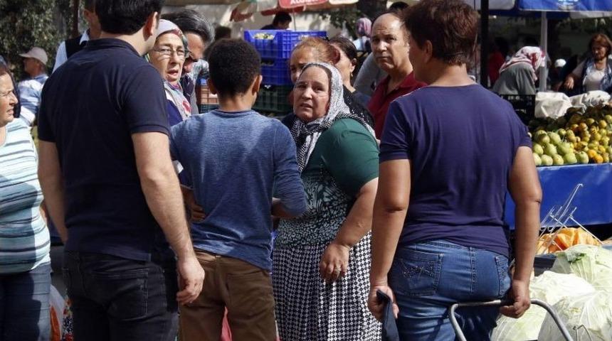 Yaşlı Kadın 400 Tl&rsquo;ye 3 Bin Tl&rsquo;lik Bileziğinden Oldu