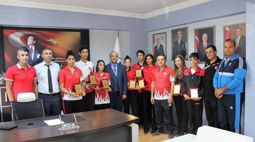 Mersinli Tekvandocular Şampiyonalardan Dereceyle D&ouml;nd&uuml;