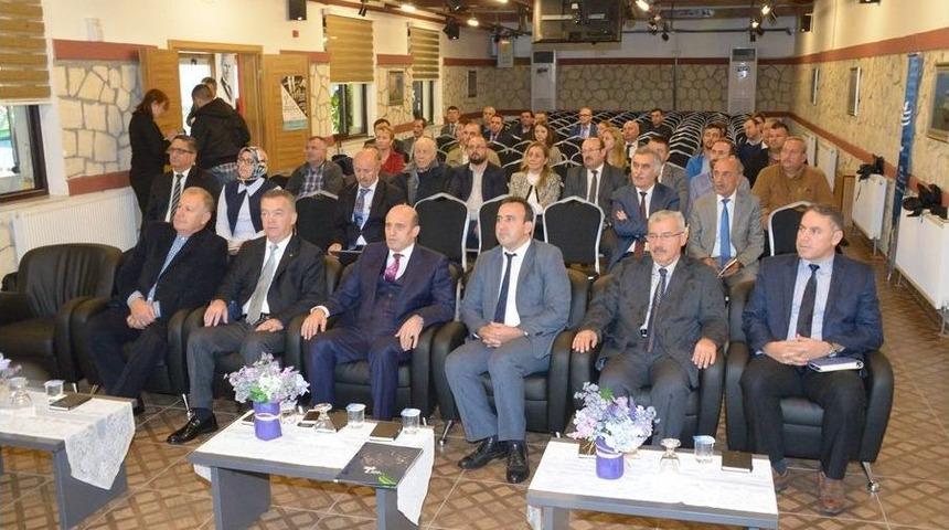 Vali &Ccedil;ift&ccedil;i, &ldquo;trakya Devlet Destekleri Zirvesi&rdquo; Programına Katıldı
