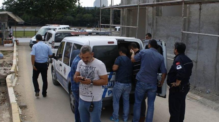 Ehliyetsiz Liseli &Ouml;ğrenci Polisi Alarma Ge&ccedil;irdi