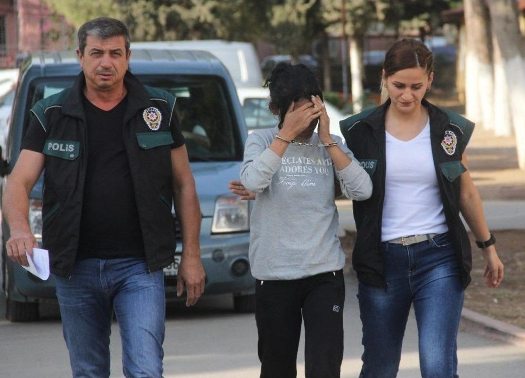 Topuz Yaptığı Sa&ccedil;ına 32 Paket Eroin Sakladı