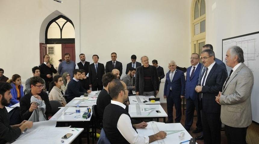 Mimarlık Fak&uuml;ltesi, Yeni Binası&rsquo;nda İlk Toplantısını Ger&ccedil;ekleştirdi