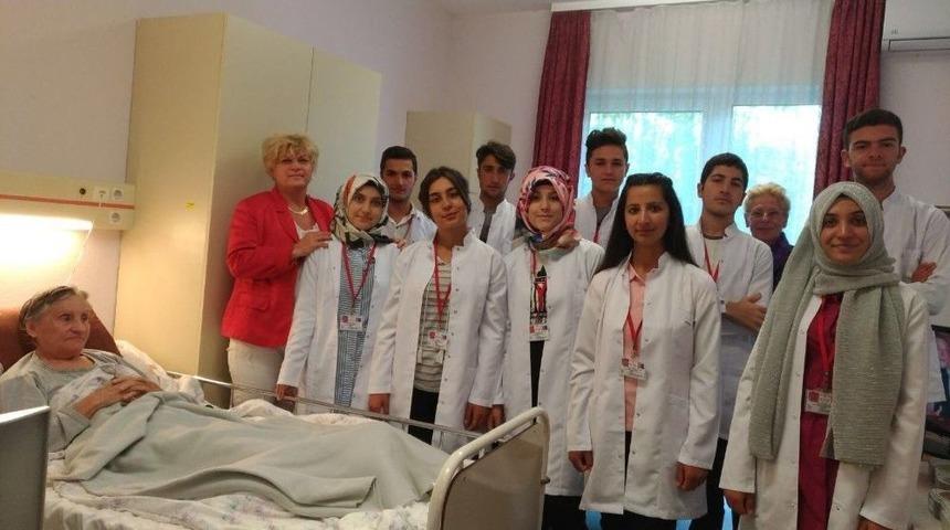 Olur Mesleki Ve Teknik Anadolu Lisesi &Ouml;ğrencileri Avrupa Stajını Tamamladı