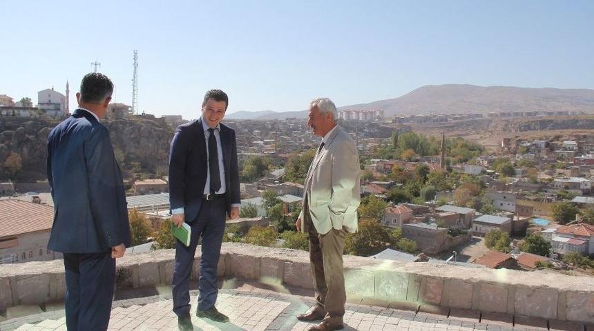 Karayol, Seyir Teras&rsquo;ta İncelemelerde Bulundu