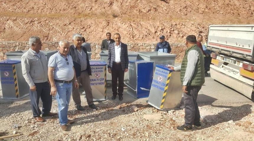 G&ouml;lbaşı İl&ccedil;esinde &Ccedil;&ouml;p Konteynırları Yer Altına Alınıyor