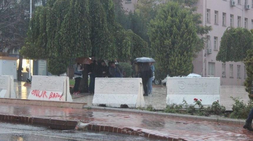 Tekirdağlılar Yağmura Hazırlıksız Yakalandı