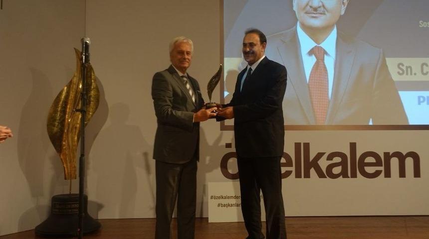 Başkan Başsoy&rsquo;a &Ccedil;ifte &Ouml;d&uuml;l