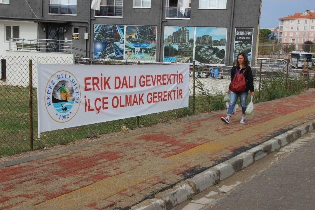 Kepez Halkından İl&ccedil;e Olmak İ&ccedil;in İlgin&ccedil; Afişler