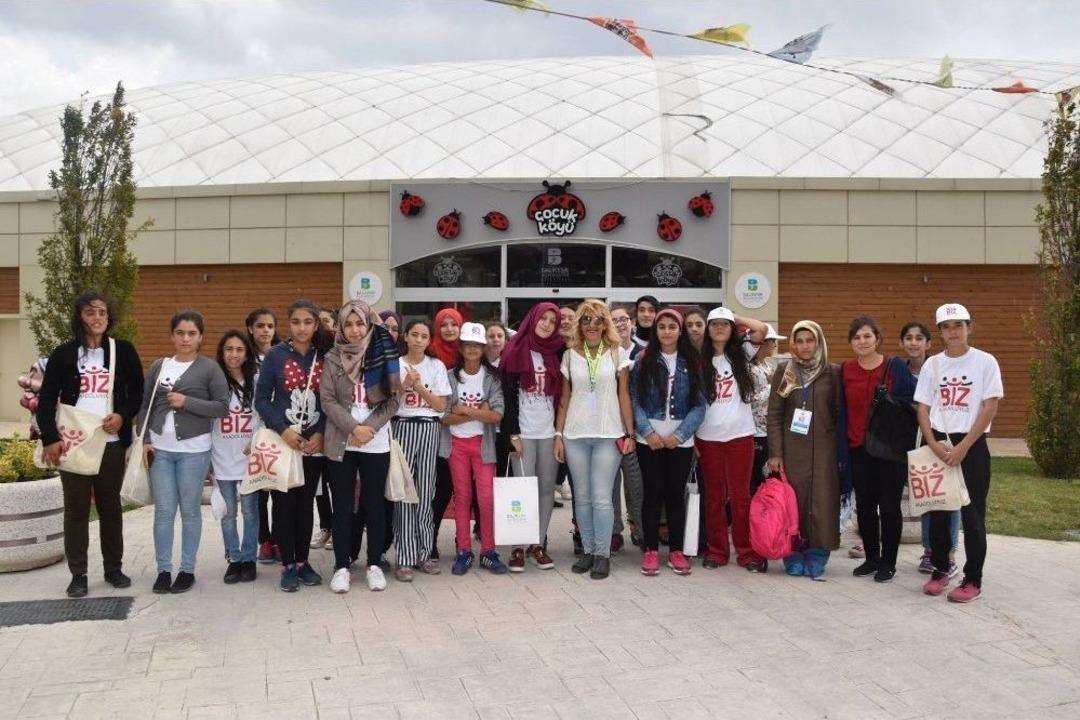 B&uuml;y&uuml;kşehir Adıyamanlı &Ouml;ğrencileri Ağırladı