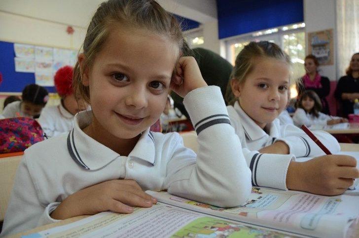 Bu Sınıfta Tam 4 Çift İkiz Var G4