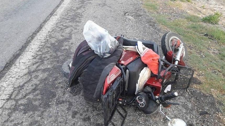 D&ouml;rtyol&rsquo;da Trafik Kazası: 2 &Ouml;l&uuml;, 2 Yaralı