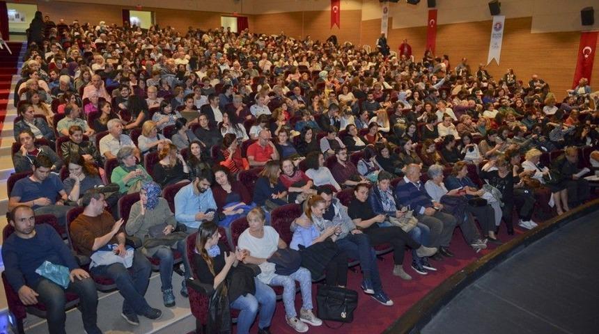 "kibarlık Budalası" Maltepe&rsquo;de Sahnelendi