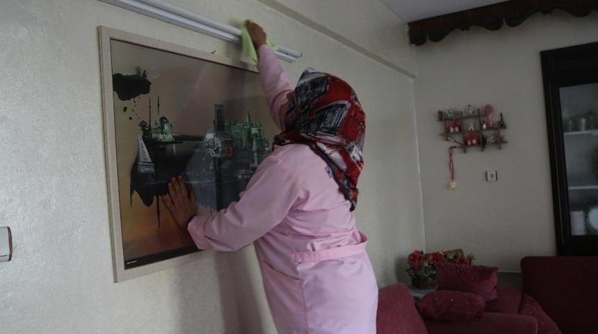 Haliliye&rsquo;de Evde Bakım Hizmeti Y&uuml;zleri G&uuml;ld&uuml;r&uuml;yor