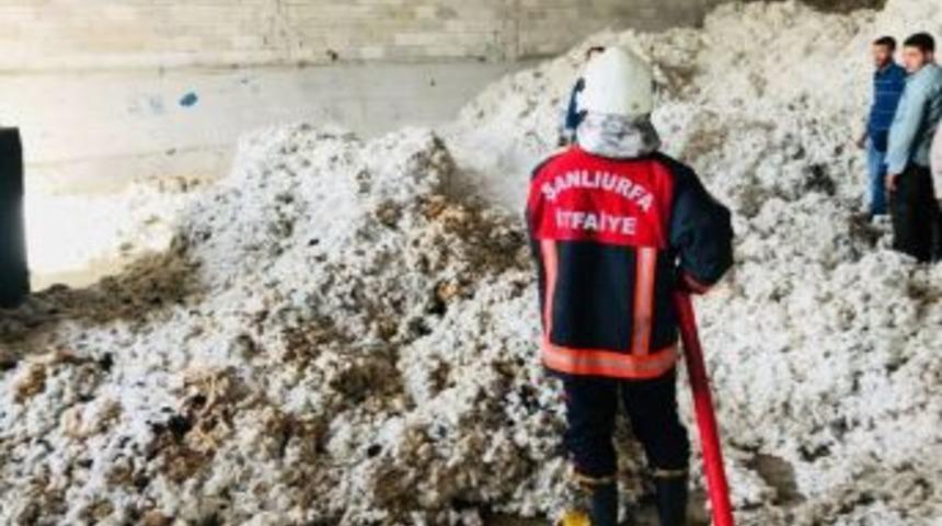 Pamuk Deposunda Yangın &Ccedil;ıktı