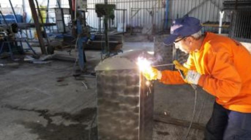 Başiskele&rsquo;de &Ccedil;&ouml;p Konteynerleri Yerin Altında