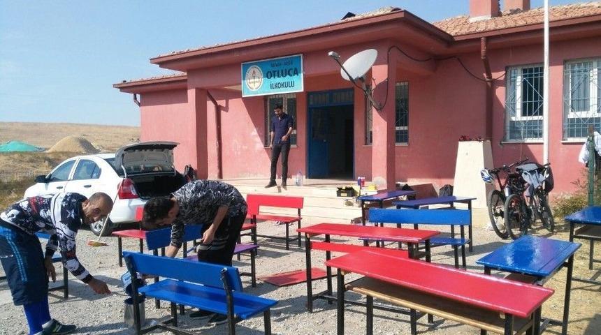 Bisyad Üyeleri Köy Okulunun Bakımını Yaptı