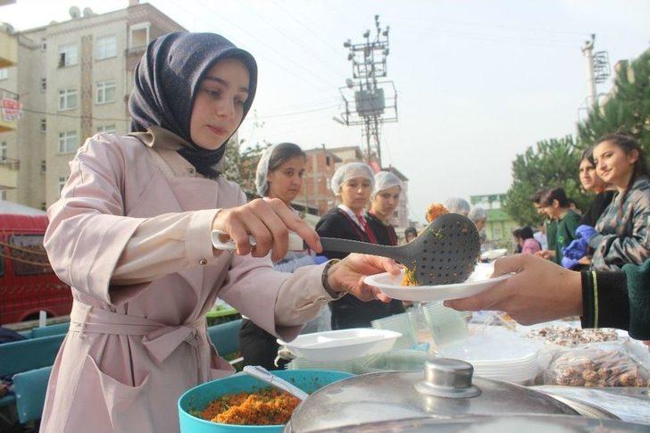 Arakan Kan A l yor nye Yard m Ediyor Ordu Haberleri