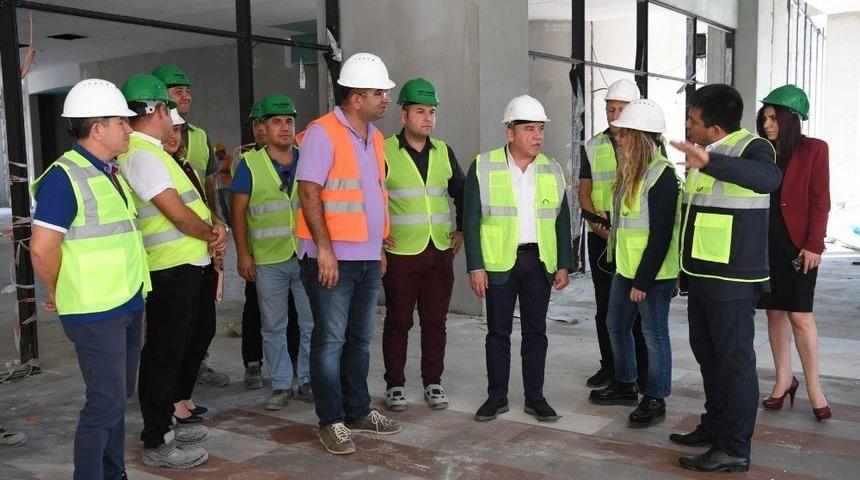 Konyaaltı Kongre Ve Fuar Merkezi Kitap Fuarı İle A&ccedil;ılıyor