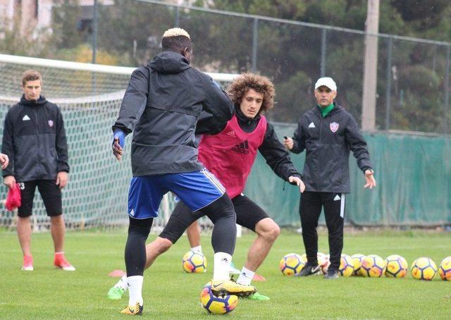 Karabükspor, Kupa Hazırlıklarını Tamamladı