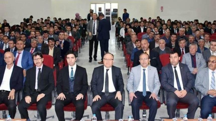 &lsquo;eğitimde &Uuml;&ccedil; Adım&rsquo; Projesi Tanıtım Toplantısı İhsaniye&rsquo;de Yapıldı