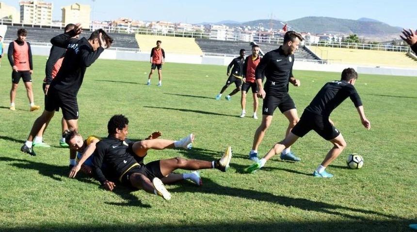 Aliağaspor, &Ccedil;amdibispor&rsquo;u Ağırlayacak
