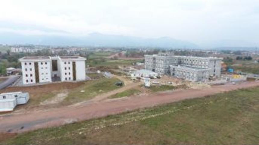 Kartepe&rsquo;ye Kent Meydanı Yapılacak