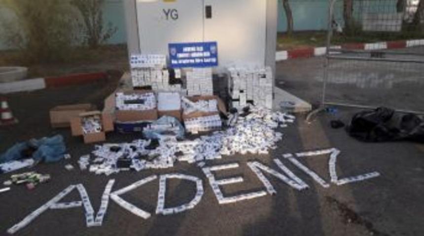 Mersin&rsquo;de 7 Bin 835 Paket Ka&ccedil;ak Sigara Ele Ge&ccedil;irildi