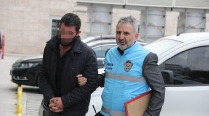 Elle Taciz İddiasına Tutuklama