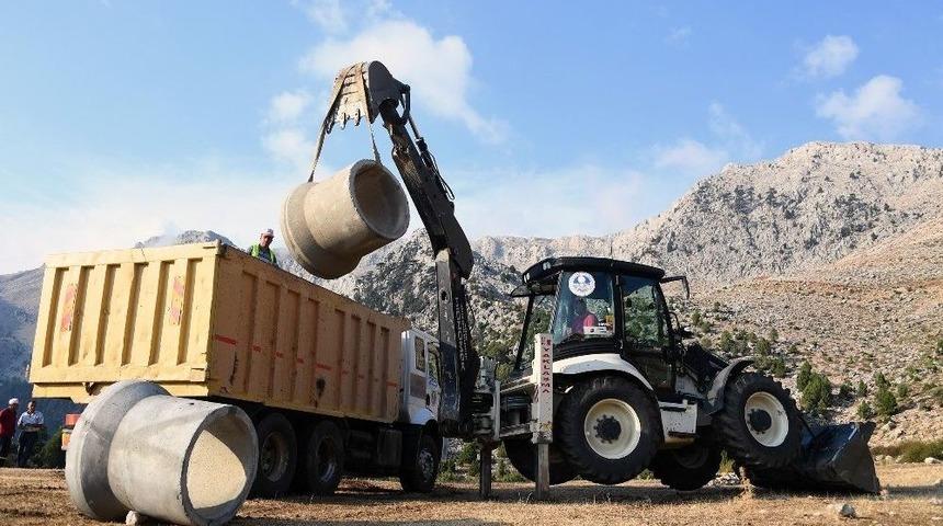B&uuml;y&uuml;kşehir Belediyesi Y&ouml;r&uuml;klerin G&ouml;&ccedil; Yollarını Yapıyor