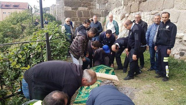 Amasra’da Kale Surlarından Düşen Şahıs Hayatını Kaybetti