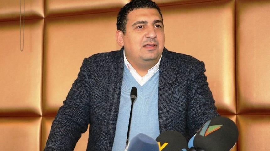 Ali Şafak &Ouml;zt&uuml;rk: "eto&rsquo;o 39 Yaşına Kadar Futbol Oynamak İstiyor"