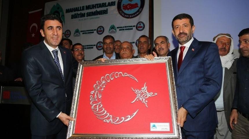 Eyy&uuml;biye Belediyesinden Muhtarlara Seminer