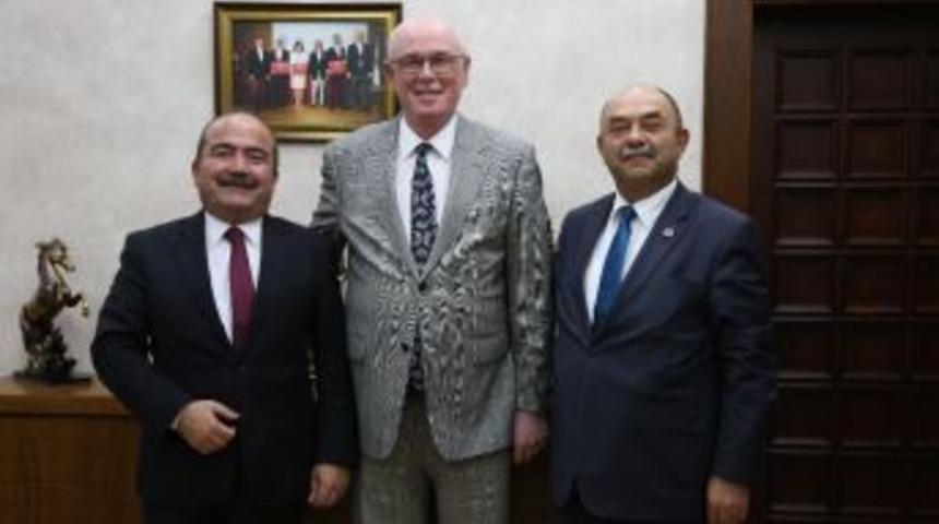 Belediye Başkanlarından Kazım Kurt&rsquo;a Ziyaret