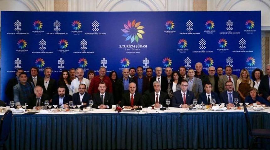 T&uuml;rkiye&rsquo;nin 3. Turizm Hamlesini Bakan Kurtulmuş Tanıttı