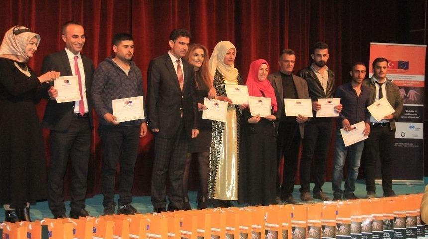 &Ccedil;i&ccedil;ekler Solmadan Projesi Kapanış Toplantısı Yapıldı