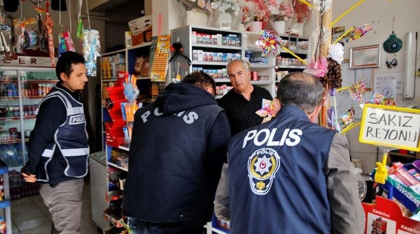 Eskişehir Polisi &Ccedil;ocuklar İ&ccedil;in Denetledi