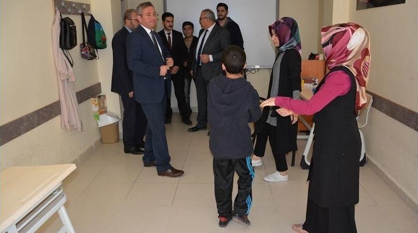 Kaymakam Muhammet &Ouml;nder: T&uuml;m Kalbimizle Engelli Kardeşlerimizin Yanındayız