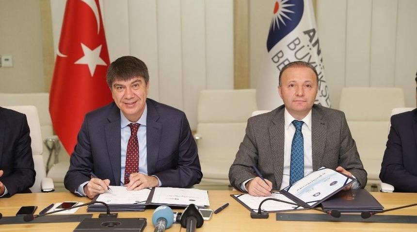 Antalya B&uuml;y&uuml;kşehir İle A&uuml; Arasında İşbirliği Protokol&uuml;